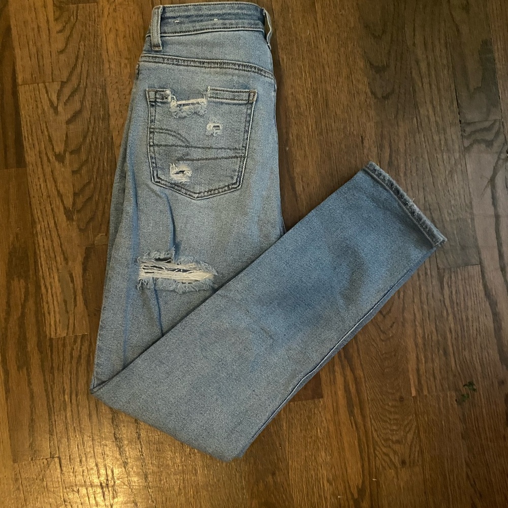 American eagle ripped jeans